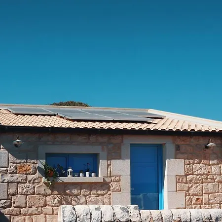 Rosa Marina شيكلي